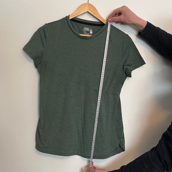 Adidas. Prime Tee. T-Shirt. Green. Size Medium. Womens. - Picture 4 of 6